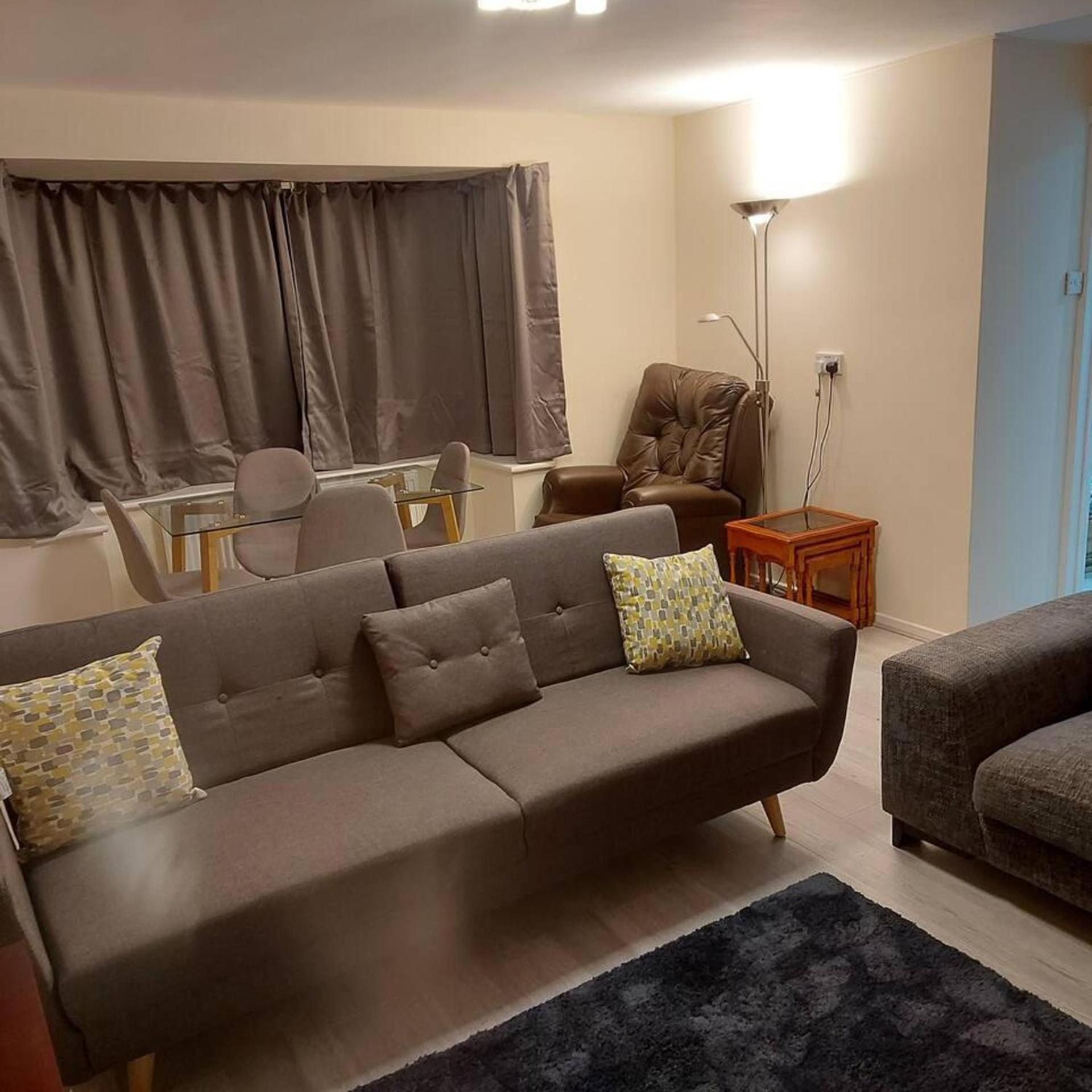 Lovely & Beautiful 2 Bed-Apartment In Borehamwood Zewnętrze zdjęcie
