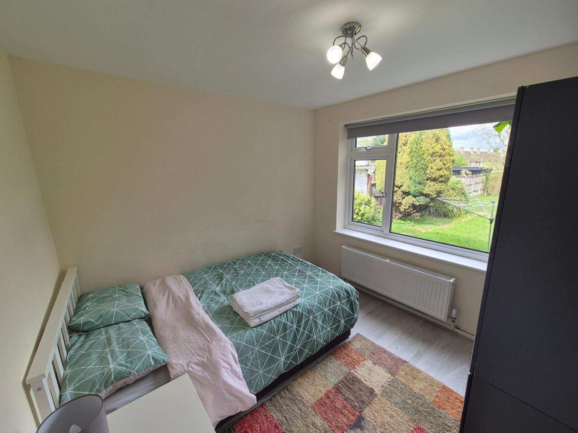 Lovely & Beautiful 2 Bed-Apartment In Borehamwood Zewnętrze zdjęcie